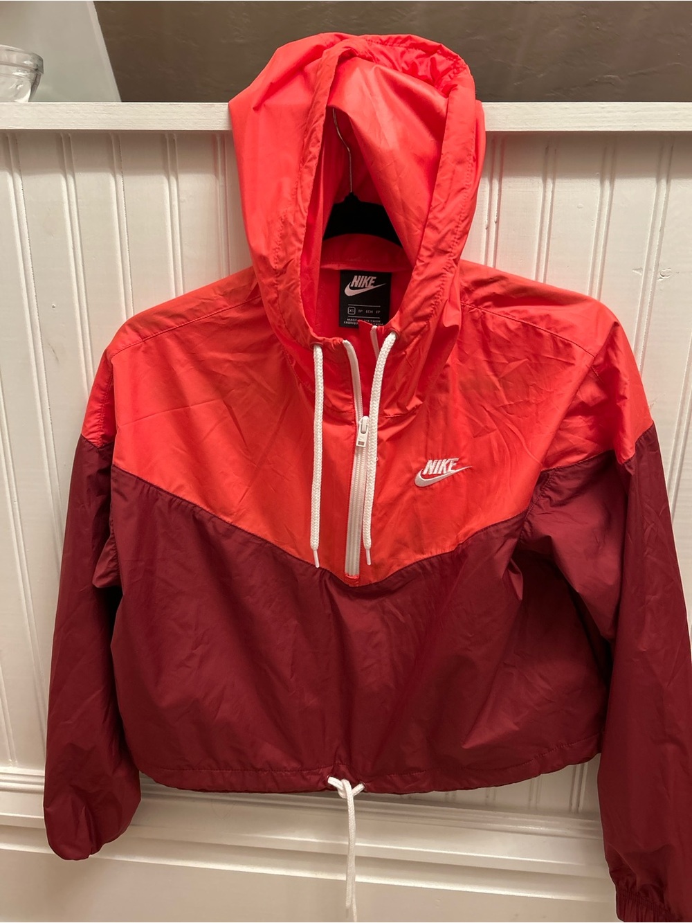 Nike Cropped Windbreaker Jacket Red Burgundy Hooded Half Zip XS
